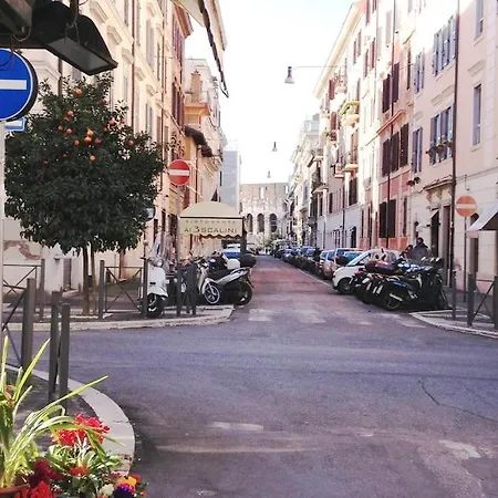 Charme Al Colosseo Apartman *