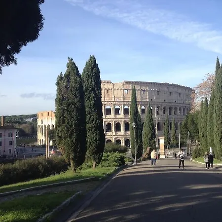 Charme Al Colosseo *